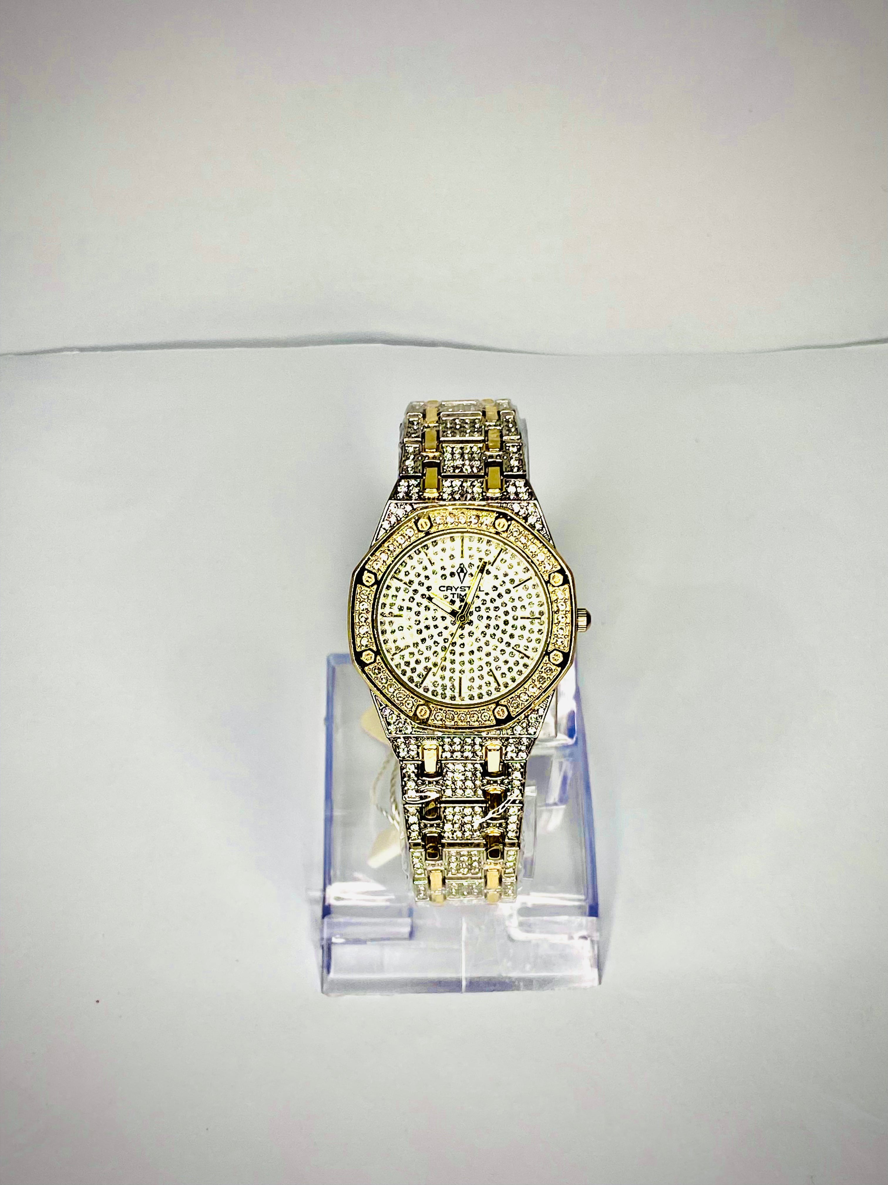 Crystal time in two tone